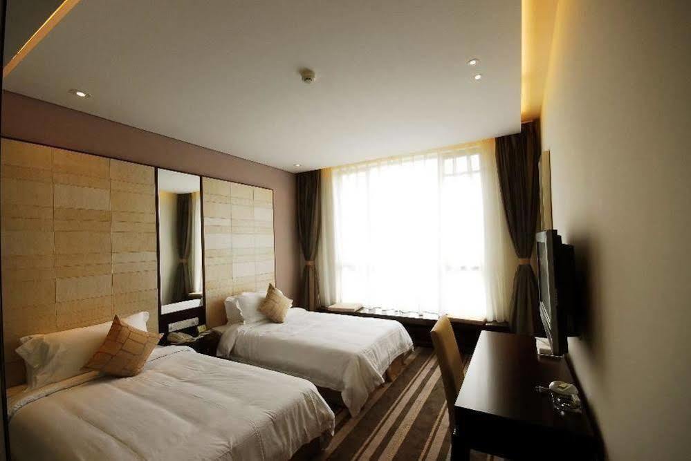 Yihe Harbor Hotel Vuhszi Kültér fotó